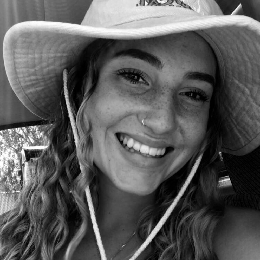 Meet your Posher, Cierra